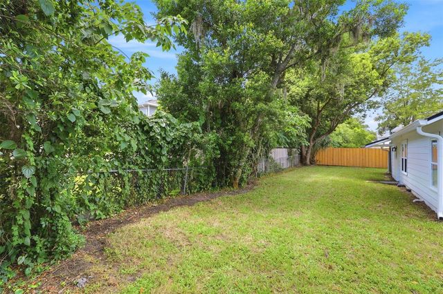 2704 E JEFFERSON STREET, Orlando, FL 32803