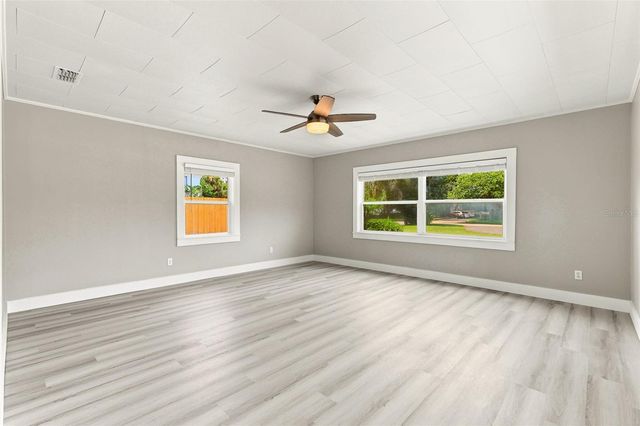 2704 E JEFFERSON STREET, Orlando, FL 32803