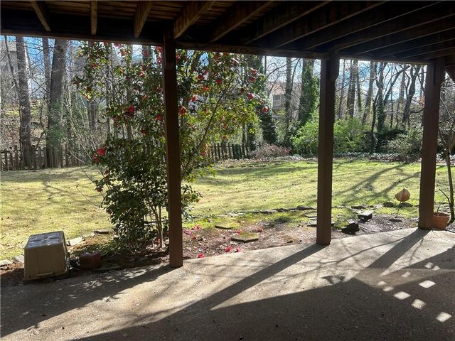 1237 Raleigh Way, Lawrenceville, GA 30043