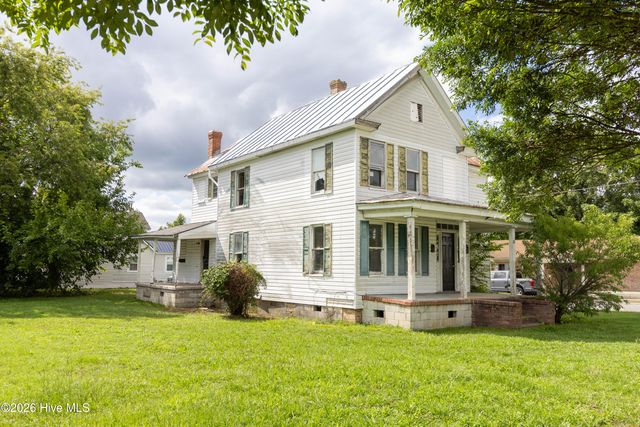 313 N Oakum Street, Edenton, NC 27932