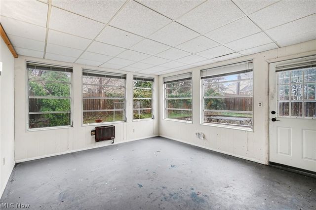 1011 Chatham Place, Rocky River, OH 44116