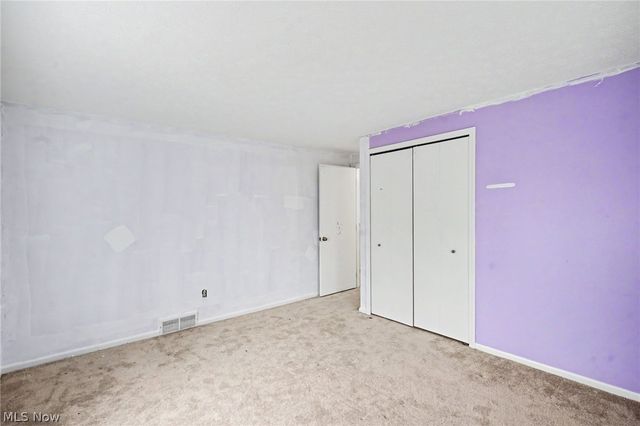 1011 Chatham Place, Rocky River, OH 44116