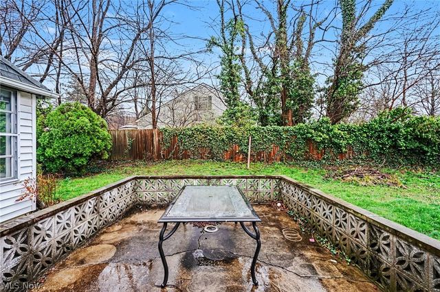 1011 Chatham Place, Rocky River, OH 44116