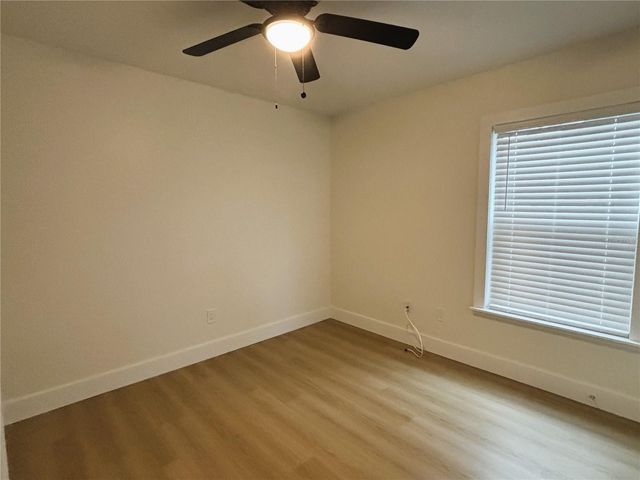 220 W NORTH STREET, Tampa, FL 33604