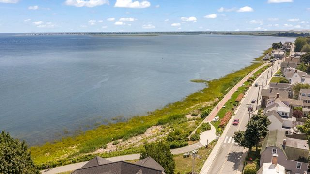 123-125 Water St 123, Newburyport, MA 01950