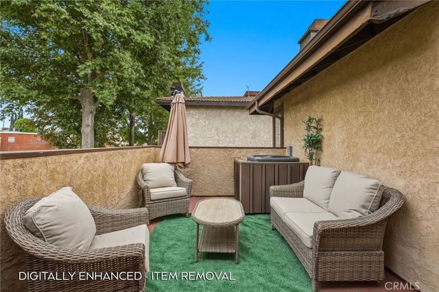 7255 Balboa 20, Lake Balboa, CA 91406