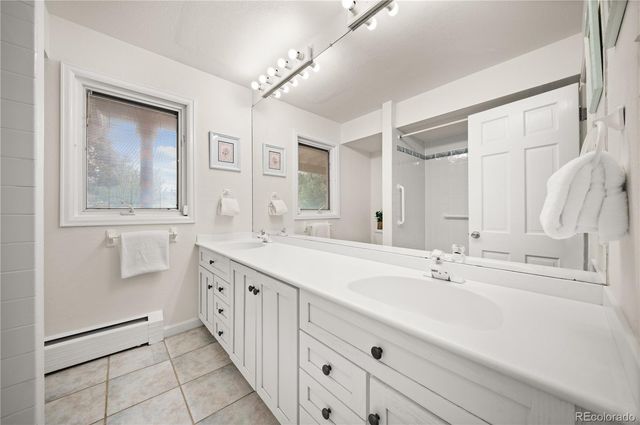 16819 E Easter Avenue, Foxfield, CO 80016