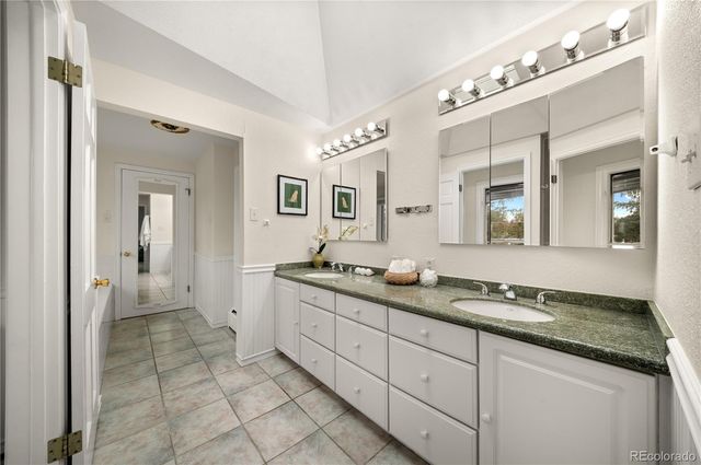 16819 E Easter Avenue, Foxfield, CO 80016