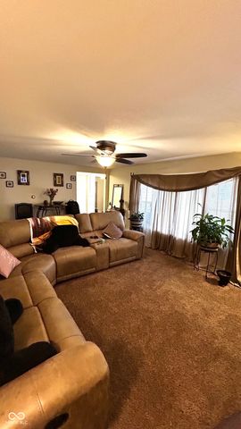 4111 Sandhurst Drive, Fort Wayne, IN 46815