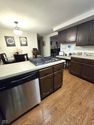 4111 Sandhurst Drive, Fort Wayne, IN 46815