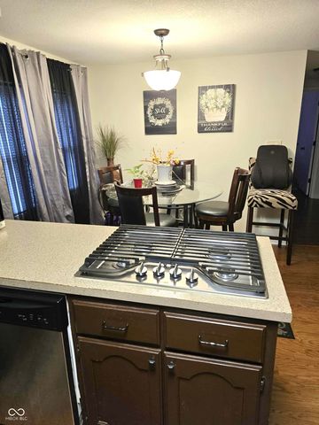 4111 Sandhurst Drive, Fort Wayne, IN 46815