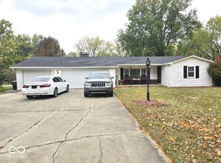 4111 Sandhurst Drive, Fort Wayne, IN 46815