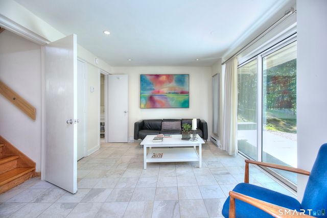 73 Nod Road, Ridgefield, CT 06877