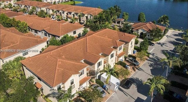 3327 NW 10th Ave, Pompano Beach, FL 33064