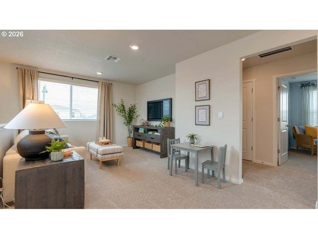 3774 Ash St, Forest Grove, OR 97116