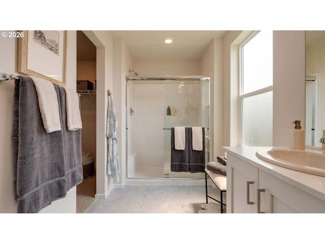 3774 Ash St, Forest Grove, OR 97116