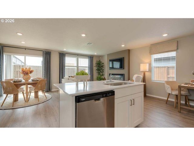 3774 Ash St, Forest Grove, OR 97116