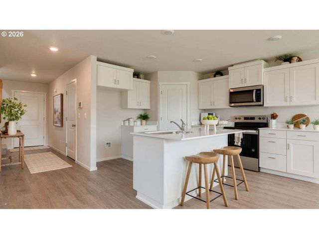 3774 Ash St, Forest Grove, OR 97116