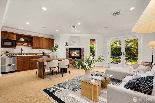 6351 163rd Place SE, Bellevue, WA 98006