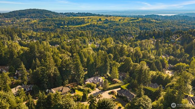 6351 163rd Place SE, Bellevue, WA 98006