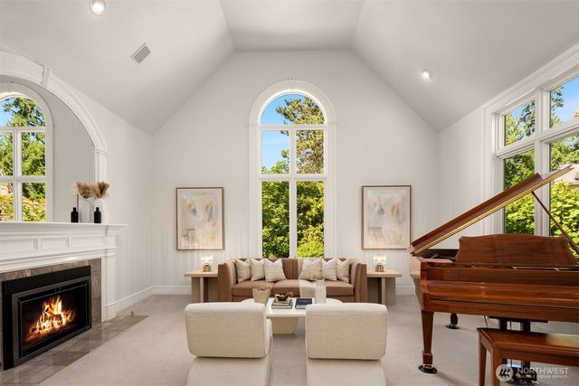 6351 163rd Place SE, Bellevue, WA 98006