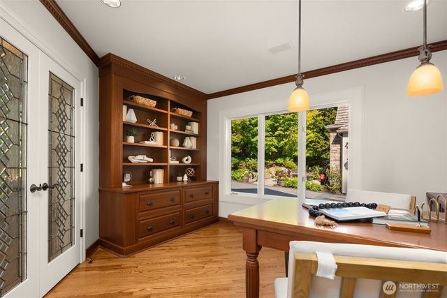 6351 163rd Place SE, Bellevue, WA 98006