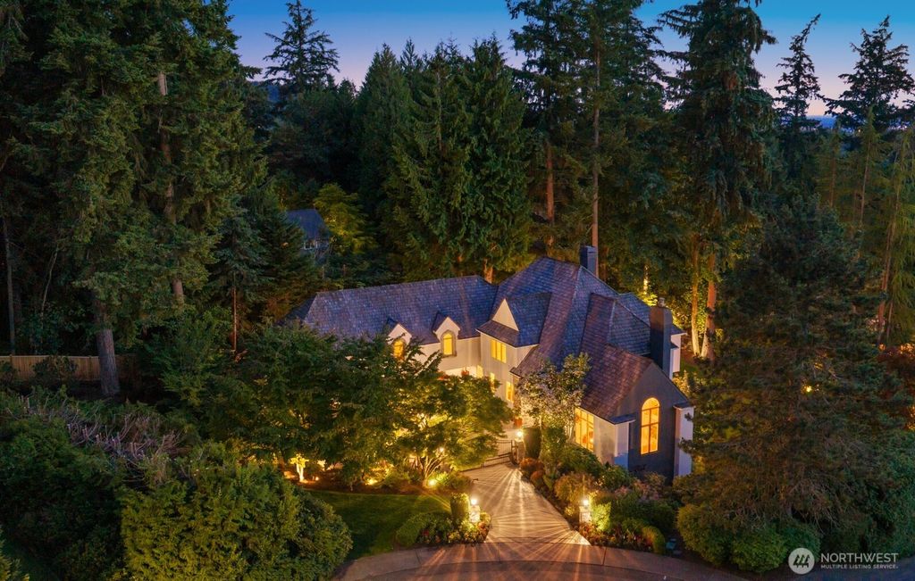 6351 163rd Place SE, Bellevue, WA 98006