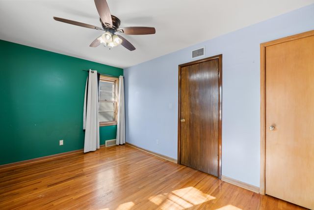 2331 S Dellrose St, Wichita, KS 67218