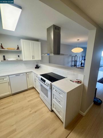 1037 Via Bonita, Alameda, CA 94502