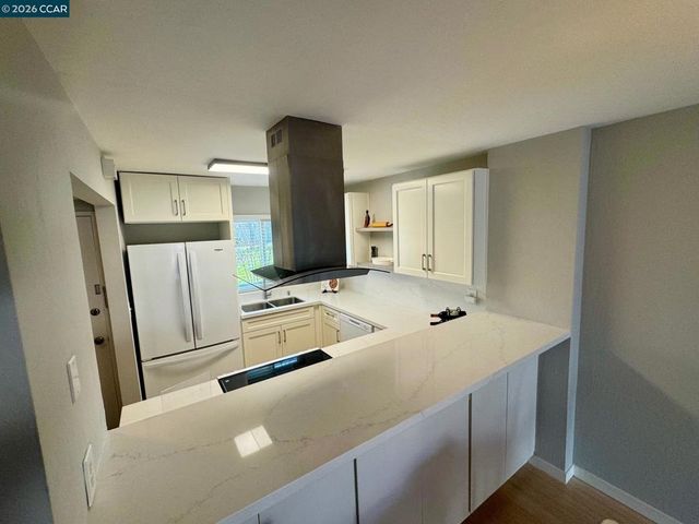 1037 Via Bonita, Alameda, CA 94502