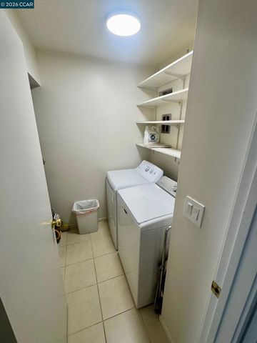 1037 Via Bonita, Alameda, CA 94502