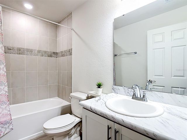 371 CROSSINGS AVENUE, St Cloud, FL 34771