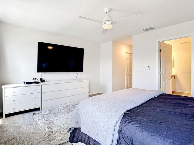 371 CROSSINGS AVENUE, St Cloud, FL 34771