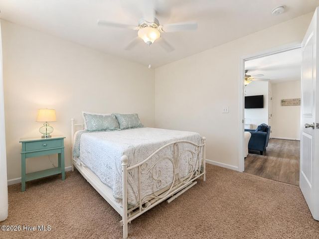 112a James Avenue, Surf City, NC 28445