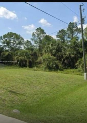 Johannesberg Road, North Port, FL 34288