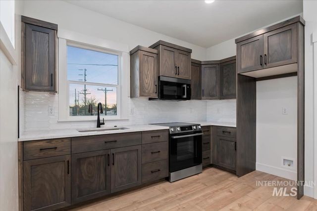 1709 N 31st St, Boise, ID 83703