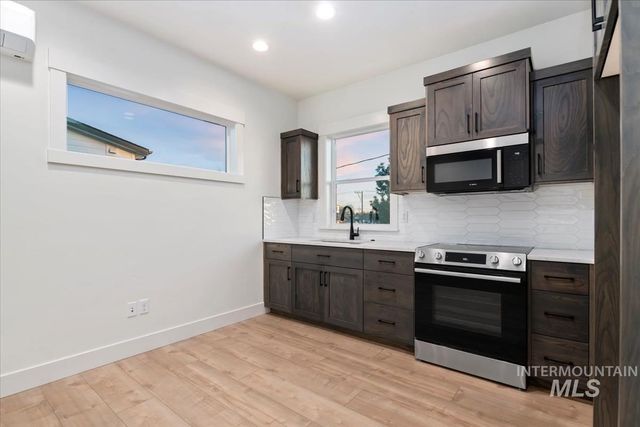 1709 N 31st St, Boise, ID 83703