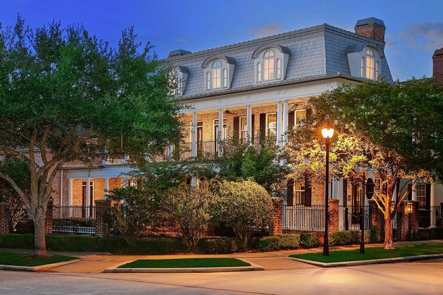 30 East Bay Boulevard, The Woodlands, TX 77380