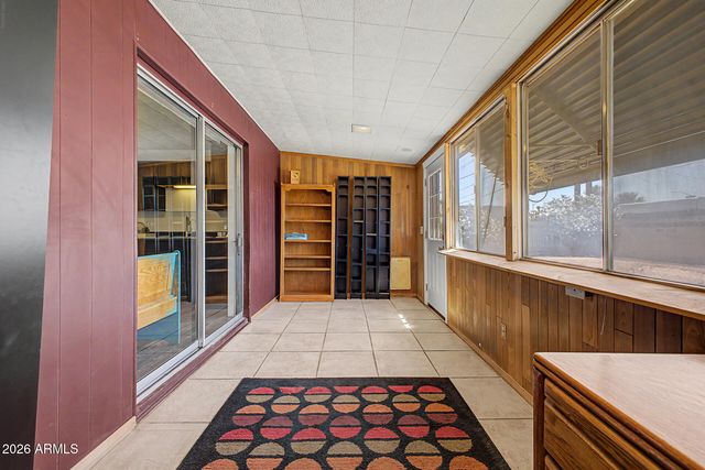 1725 W Pepper Place, Mesa, AZ 85201