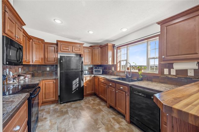 7684 12 Mile Road, Shepherd, MT 59079