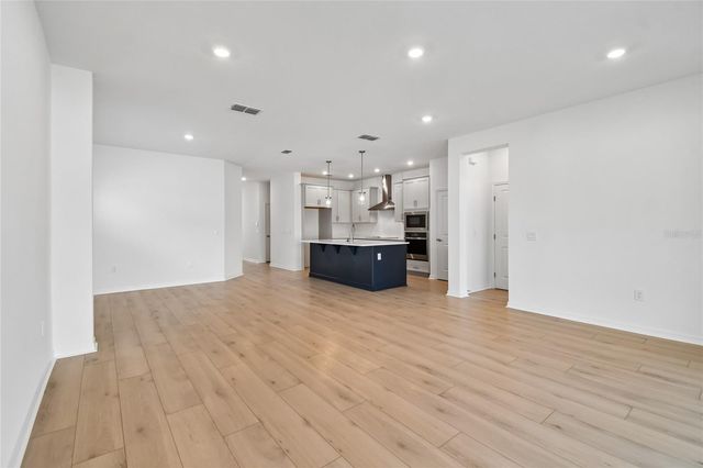 5836 NATIVE OAK STREET, Mount Dora, FL 32757