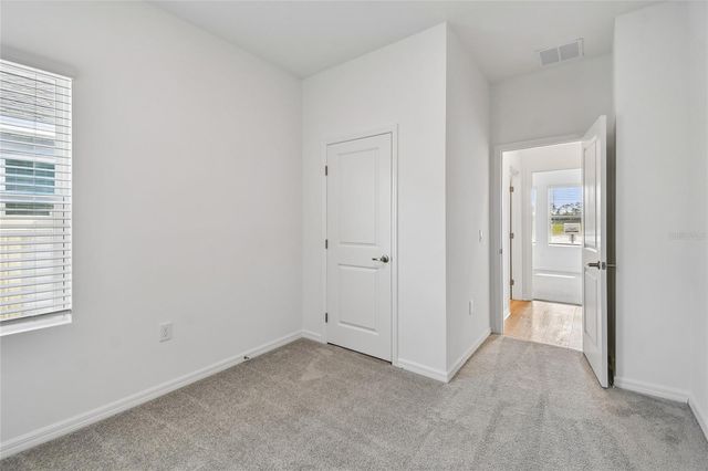 5836 NATIVE OAK STREET, Mount Dora, FL 32757