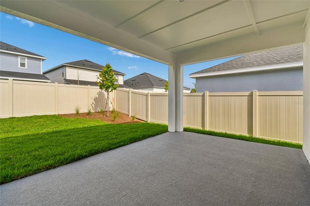 5836 NATIVE OAK STREET, Mount Dora, FL 32757