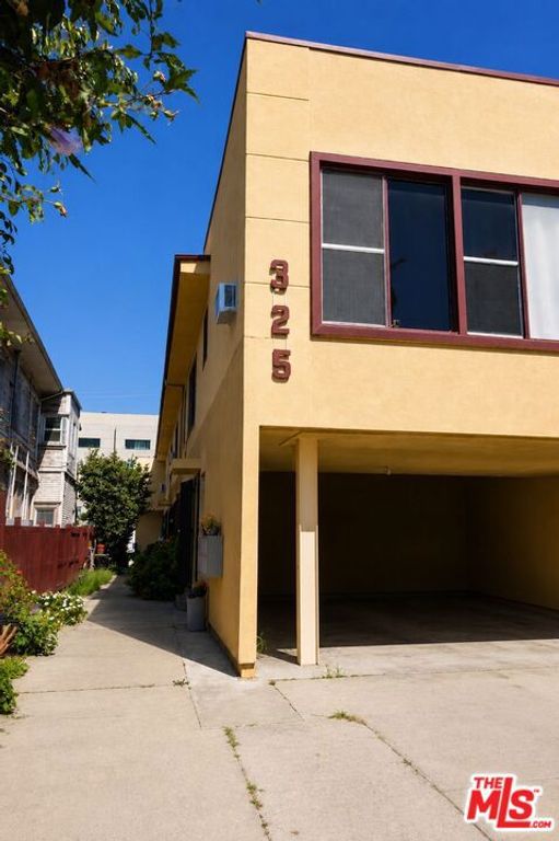 325 S Westlake Avenue, Los Angeles, CA 90057