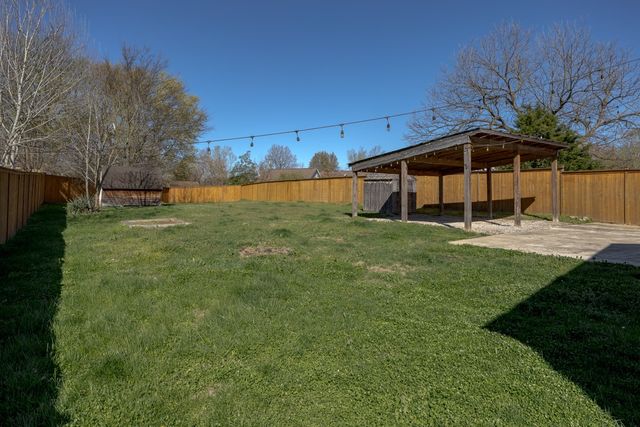 522 Wanda Dr, Nashville, TN 37210