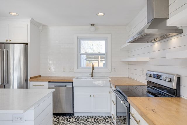 522 Wanda Dr, Nashville, TN 37210