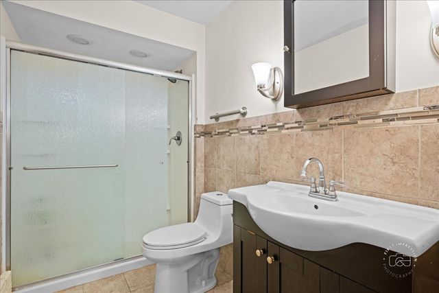 605 W Fabyan Parkway, Geneva, IL 60134