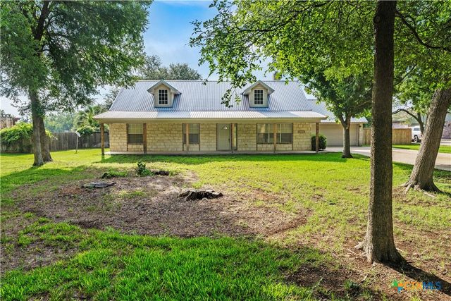 1101 Salado Oaks Drive, Salado, TX 76571
