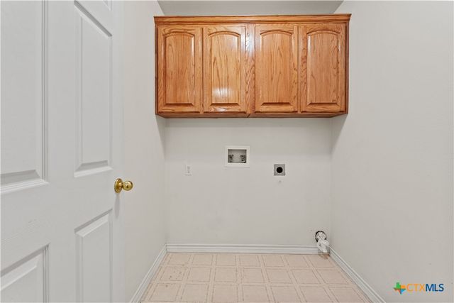 1101 Salado Oaks Drive, Salado, TX 76571