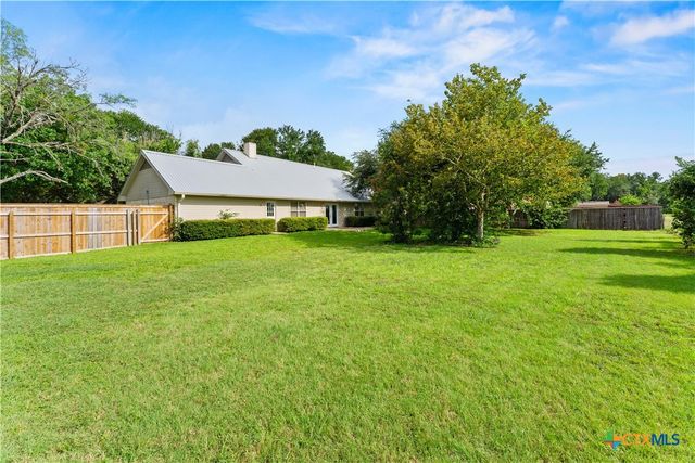 1101 Salado Oaks Drive, Salado, TX 76571